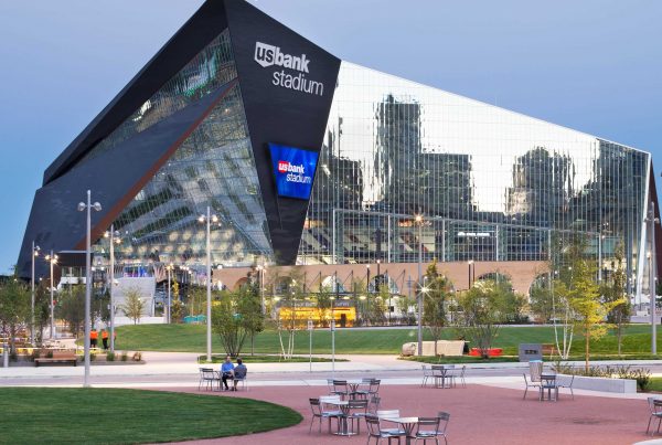 us-bank-stadium-landscaping